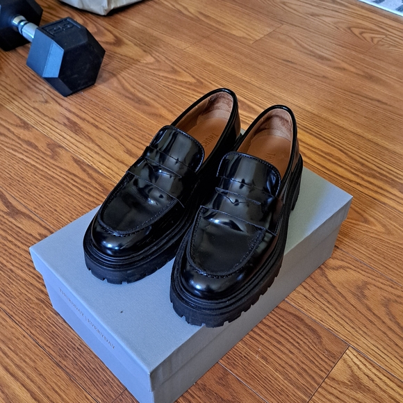 Women's Black Platform Loafers - Picture 1 of 5